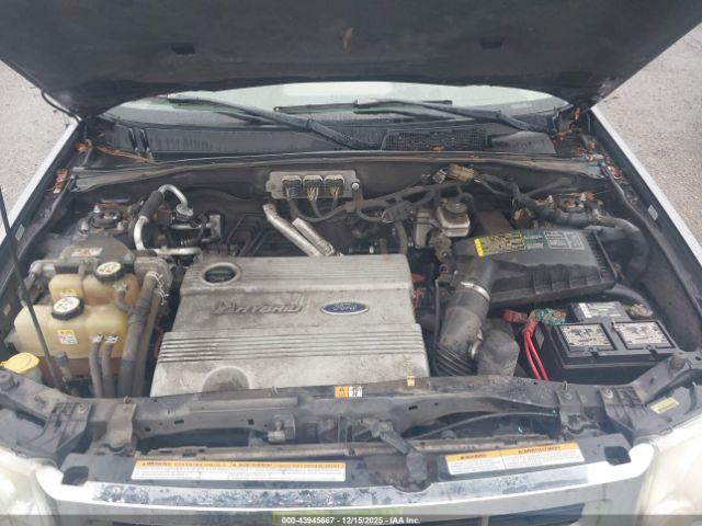 Ford Escape Image 10