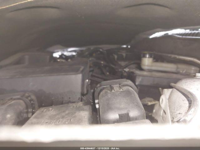 Ford Fusion S Image 9