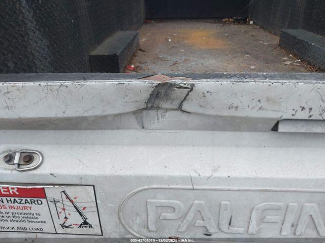 Ford F-350 Xl Image 7