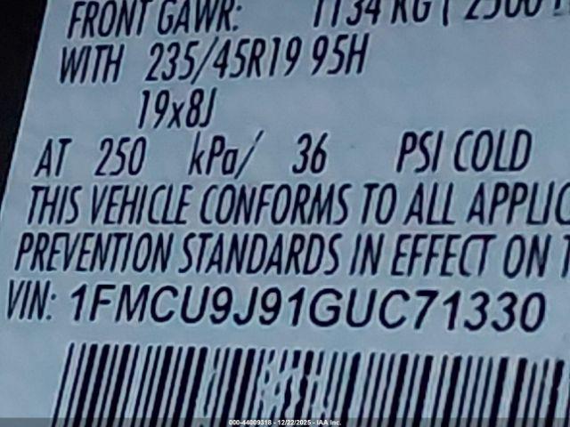 Ford Escape Titanium Image 7