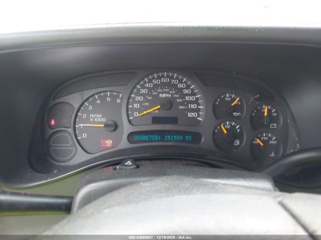 Chevrolet Silverado 1500 Ls Image 11