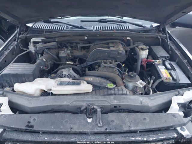 Ford Explorer Xlt Image 11