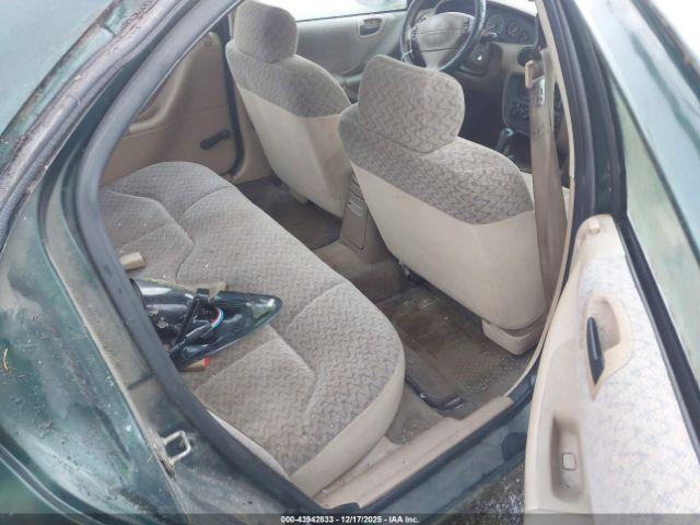 Dodge Stratus Image 10