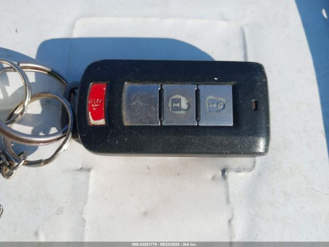 Mitsubishi Outlander Se Image 16