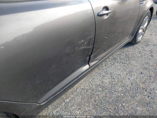 Kia Optima Lx Image 10