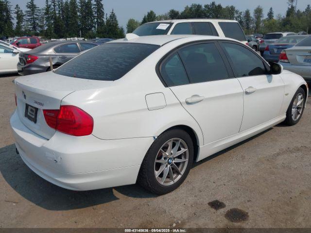 BMW 3 Series Image 12