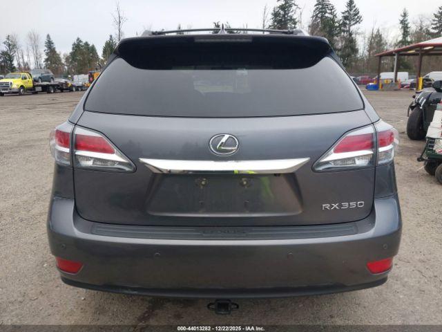 Lexus RX Image 15
