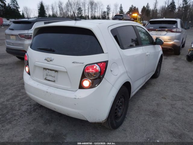 Chevrolet Sonic Ls Auto Image 2