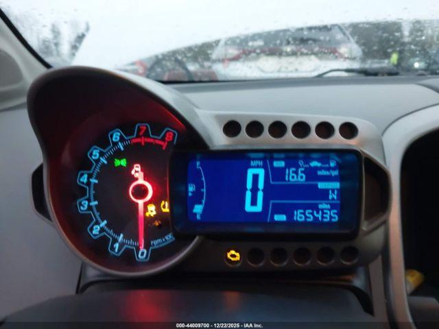 Chevrolet Sonic Ls Auto Image 5