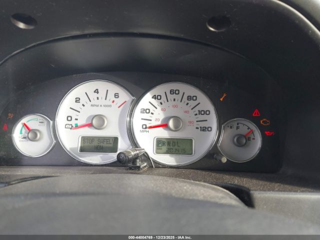 Ford Escape Hybrid Image 8