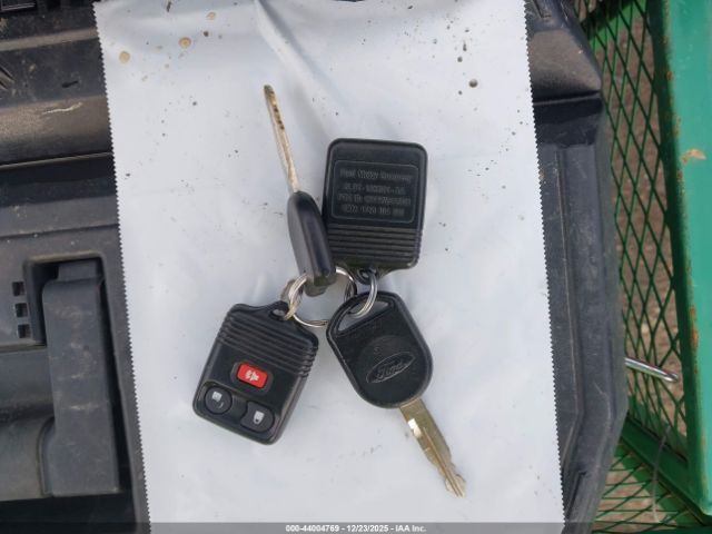 Ford Escape Hybrid Image 3