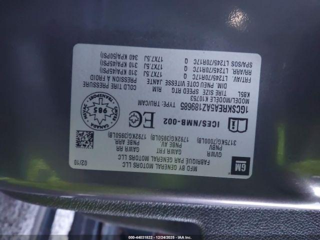 Chevrolet Silverado 1500 Ls Image 11