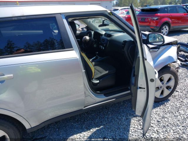 Kia Soul Image 12