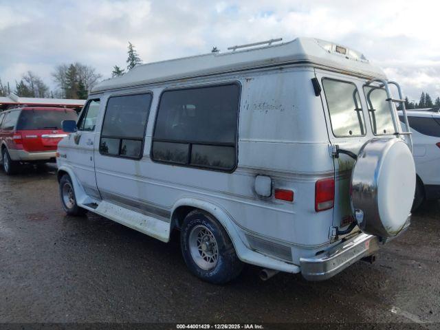 GMC Rally Wagon   Van G2500 Image 8