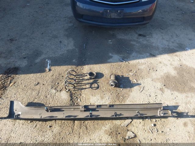 Chrysler 200 Limited Image 12