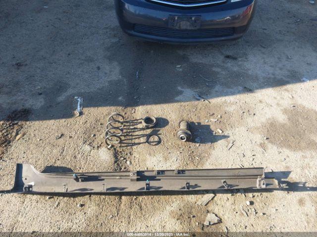 Chrysler 200 Limited Image 12