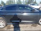Chrysler 200 Limited Image 9