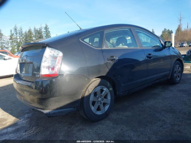 Toyota Prius Image 12