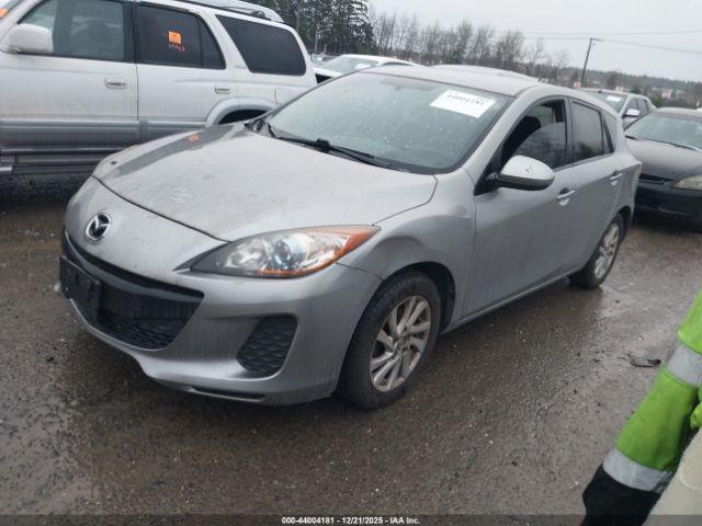 Mazda Mazda3 I Touring Image 15