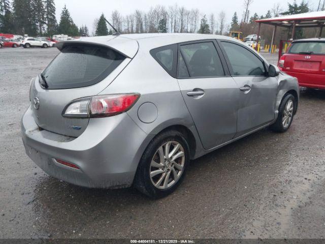 Mazda Mazda3 I Touring Image 3