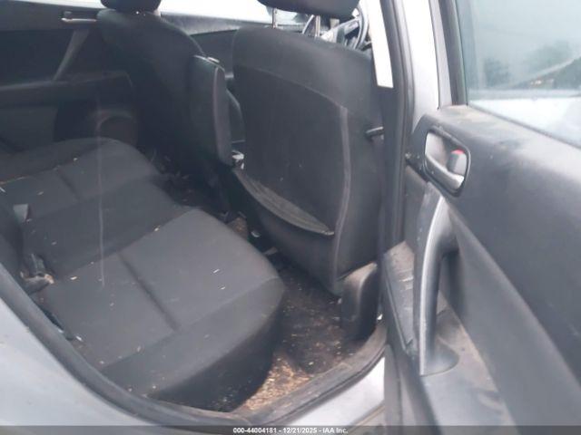 Mazda Mazda3 I Touring Image 12