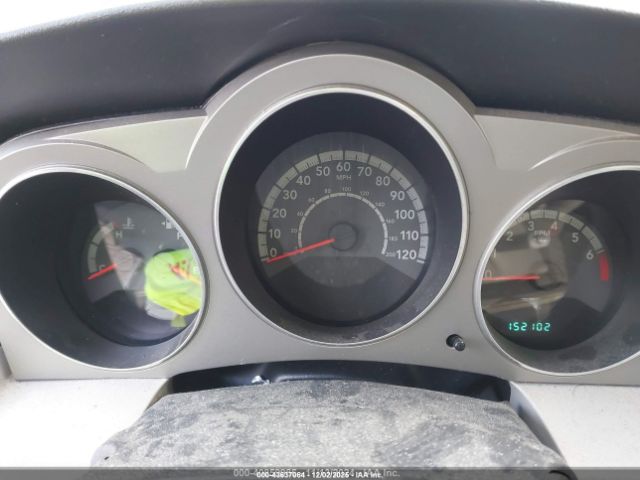 Dodge Avenger Image 4