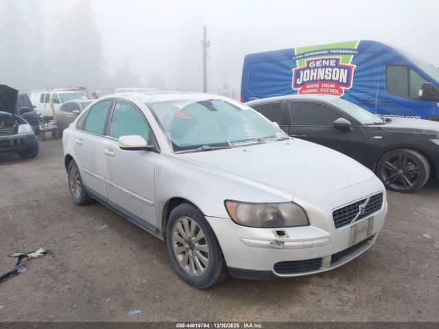 Volvo S40 2.4i Image 6
