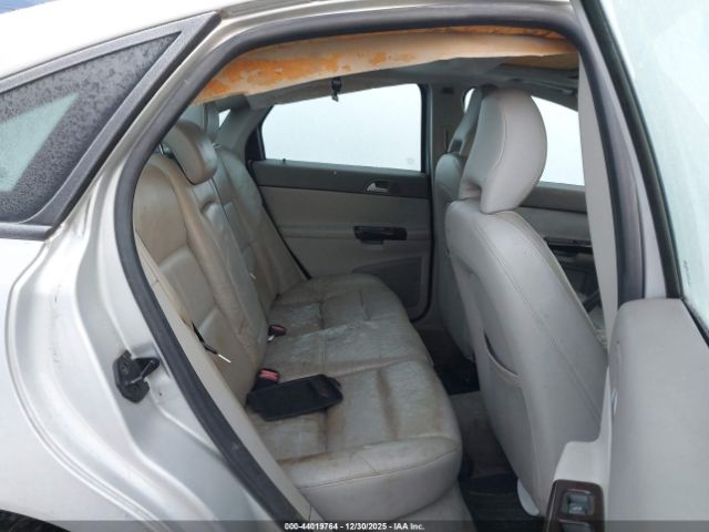 Volvo S40 2.4i Image 8