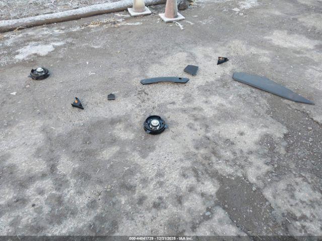 Subaru Outback 2.5i Limited Image 9