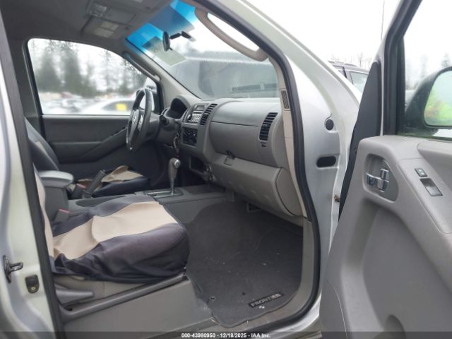 Nissan Frontier Se Image 13