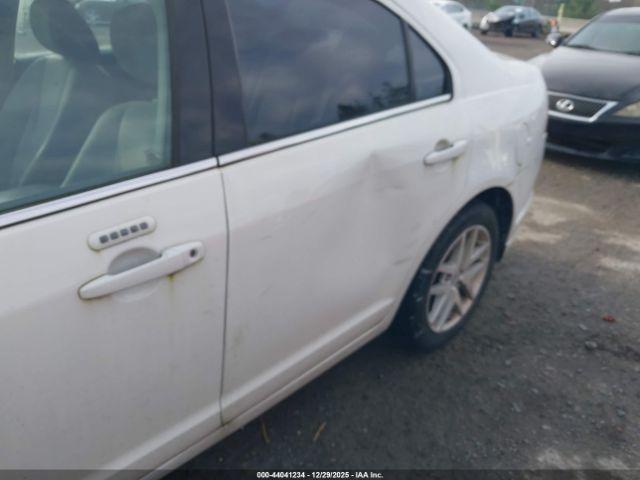 Ford Fusion Sel Image 7