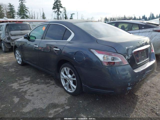 Nissan Maxima 3.5 S Image 10