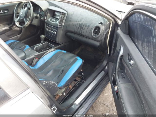 Nissan Maxima 3.5 S Image 11