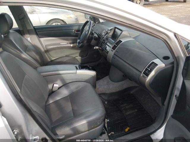 Toyota Prius Touring Image 5