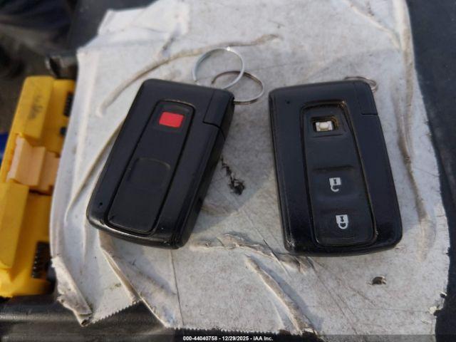 Toyota Prius Touring Image 3