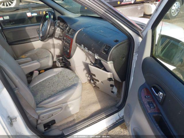 Chevrolet Uplander Lt Image 7