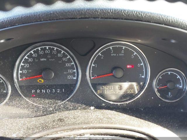 Chevrolet Uplander Lt Image 10