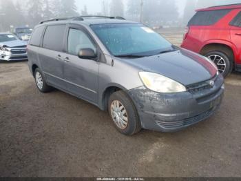  Salvage Toyota Sienna