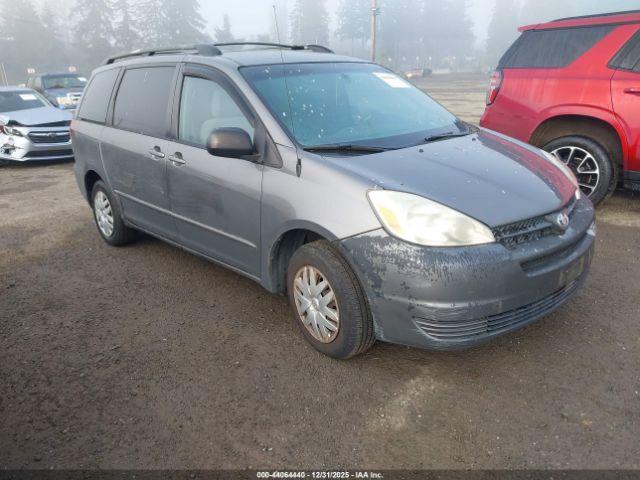  Salvage Toyota Sienna