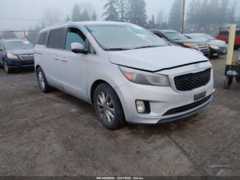  Salvage Kia Sedona