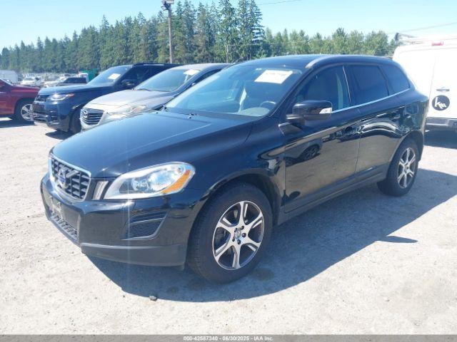 Volvo XC60 T6 Image 3