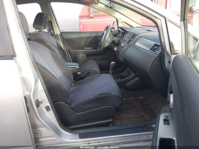 Nissan Versa 1.8sl Image 8