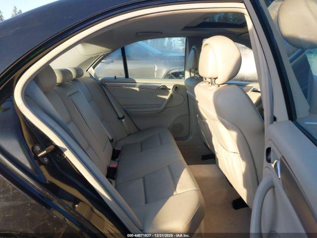 Mercedes-Benz C-Class Sport Image 2