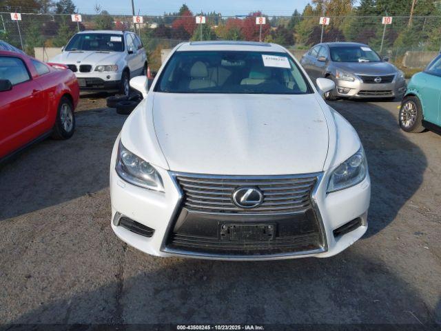 Lexus LS Image 14
