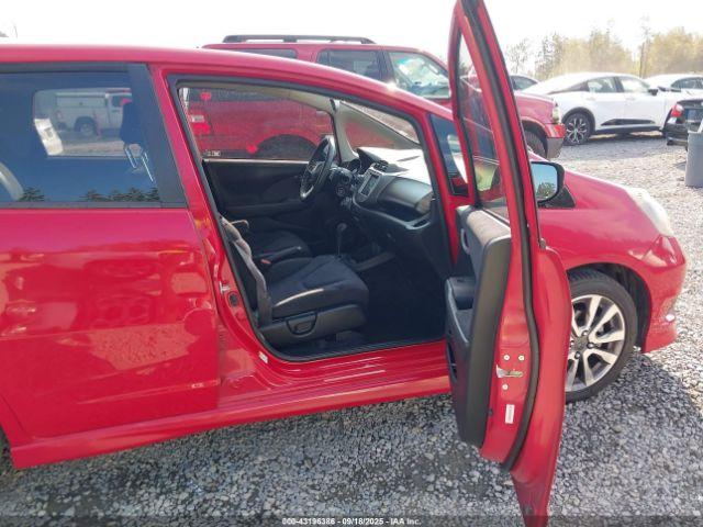 Honda Fit Sport Image 7