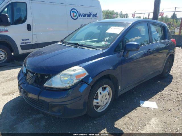 Nissan Versa 1.8s Image 3