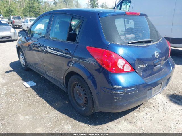 Nissan Versa 1.8s Image 2