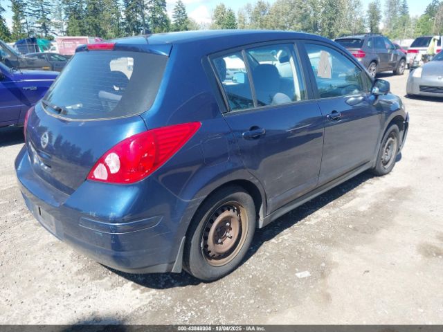 Nissan Versa 1.8s Image 4