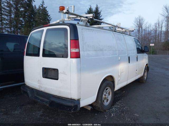 Chevrolet Express Work Van Image 3