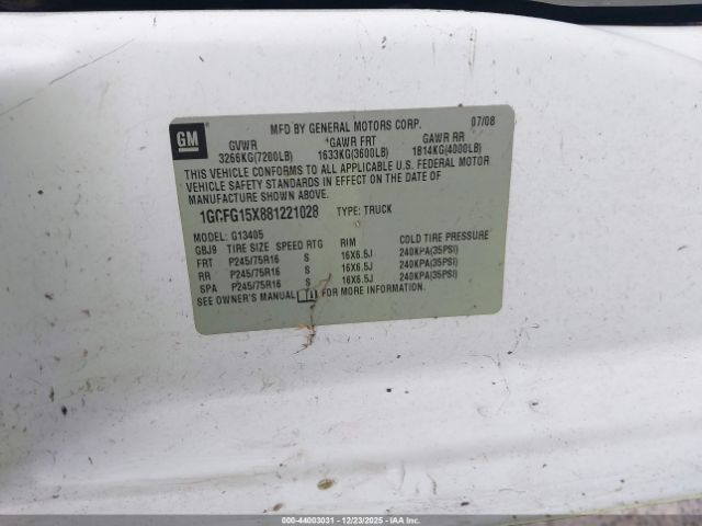 Chevrolet Express Work Van Image 13